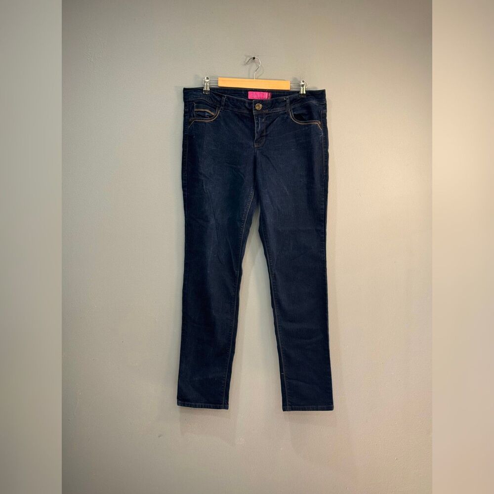 GLO Dark Wash Skinny Jeans Size 15 Junior EUC